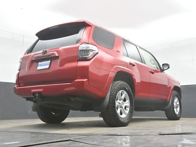 Used 2018 Barcelona Red Metallic Toyota SR5 image 47