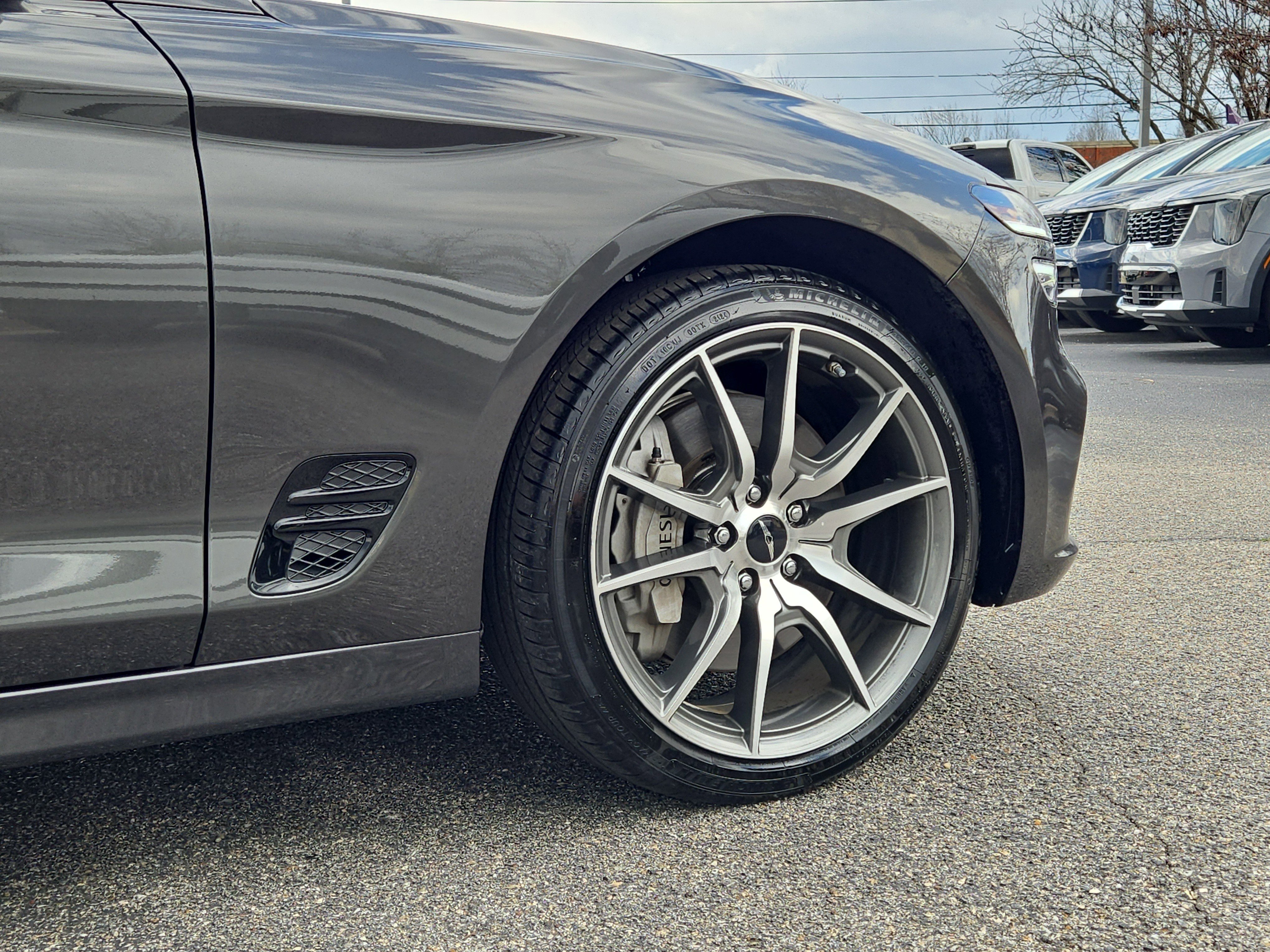 2025 GENESIS G70 Standard - Photo 11