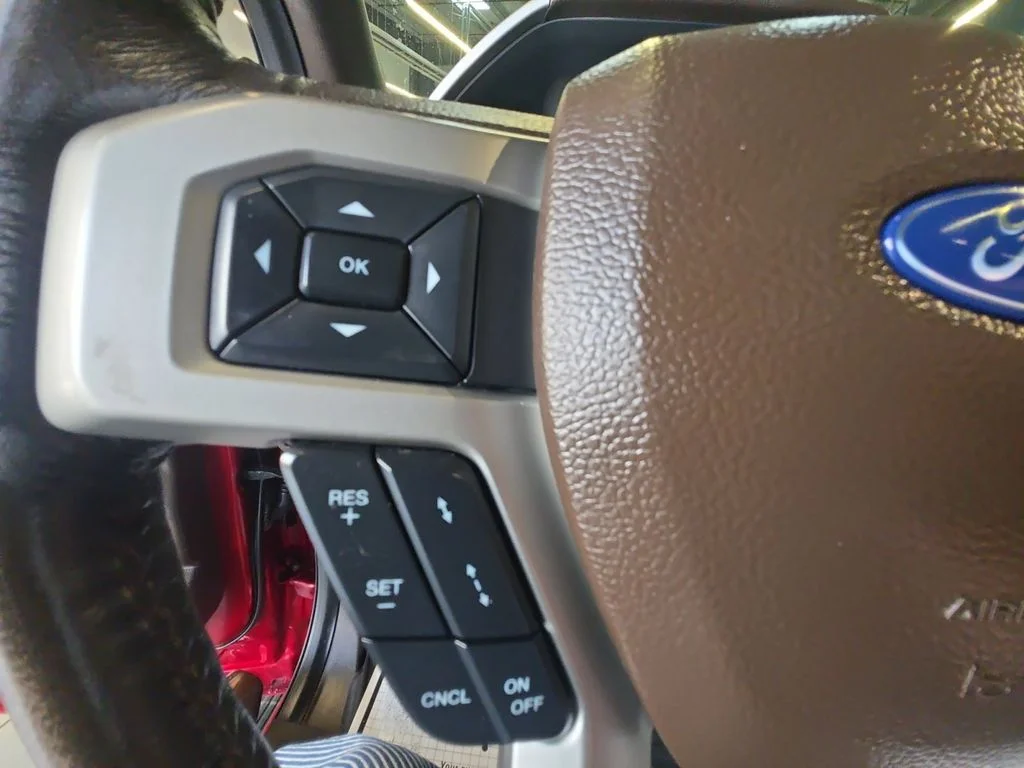 Used 2019 Red Ford King Ranch image 20
