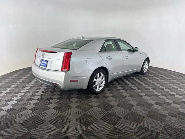 Used 2009 Silver Cadillac Base image 7