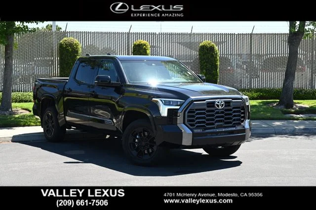 2025 Toyota Tundra Platinum 3.4L 4WD CrewMax 5.5' Bed's photo