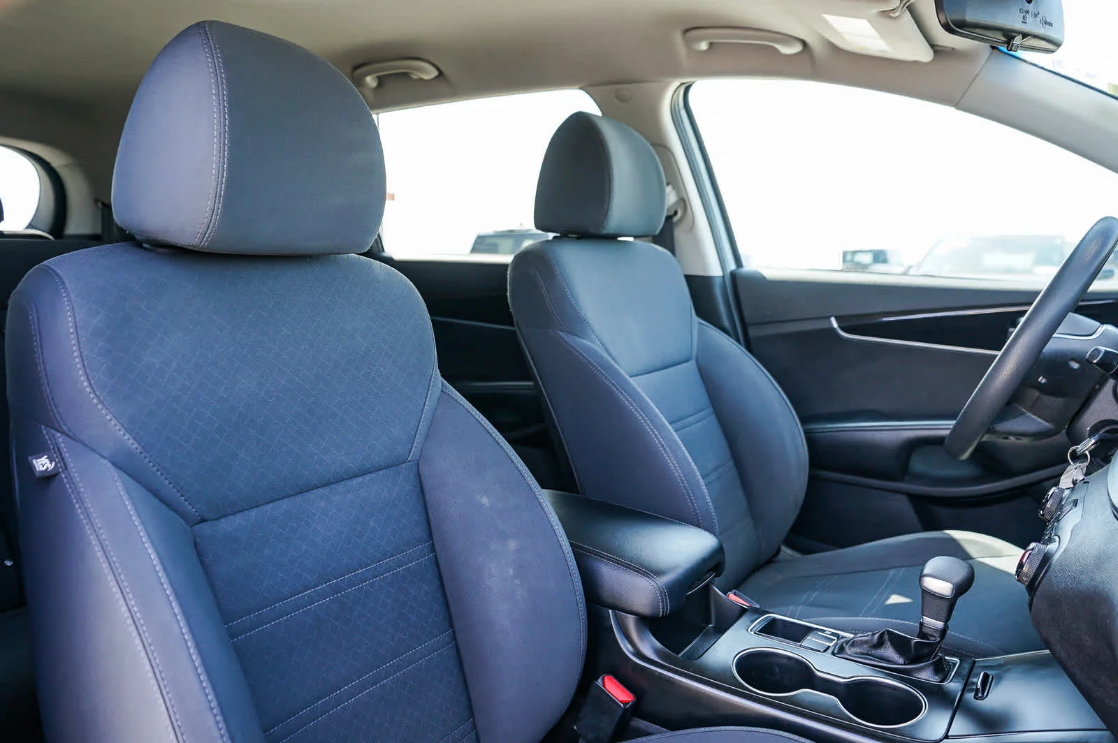 Used 2020 Everlasting Silver Kia LX V6 image 15