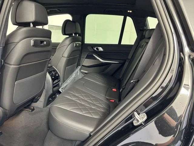New 2026 Black Sapphire Metallic BMW xDrive40i image 14