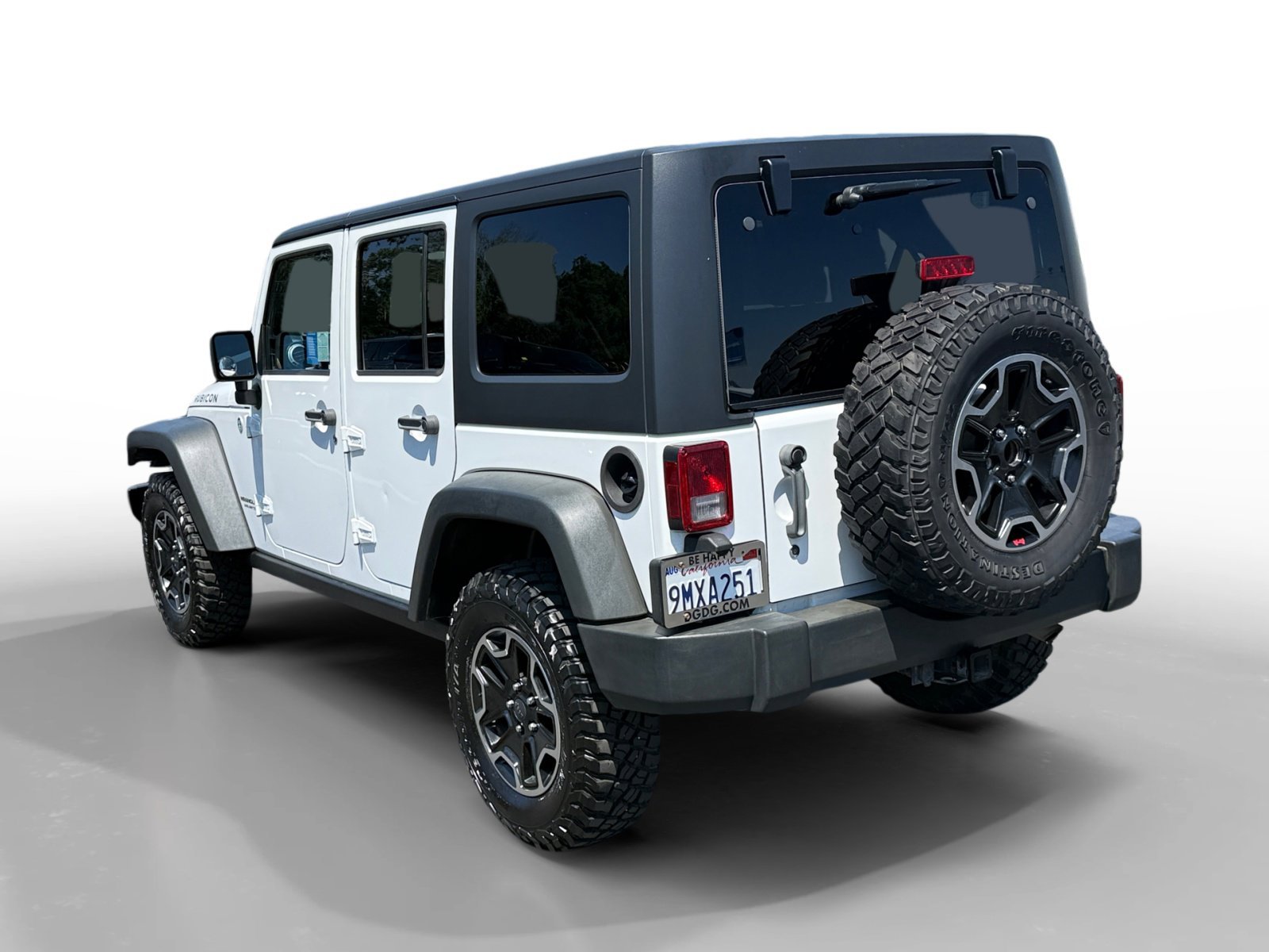 Used 2012 Bright White Clearcoat Jeep Unlimited Rubicon image 3