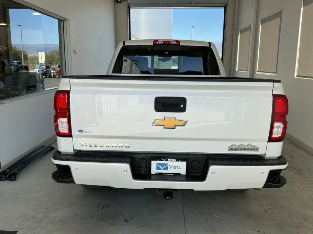 Used 2017 Pearl Chevrolet High Country image 5