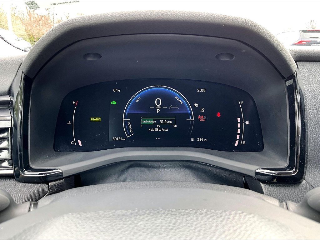 Used 2025 White Toyota LE image 25