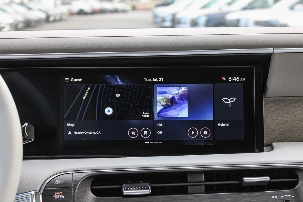 New 2026 Green Hyundai SEL Premium image 15