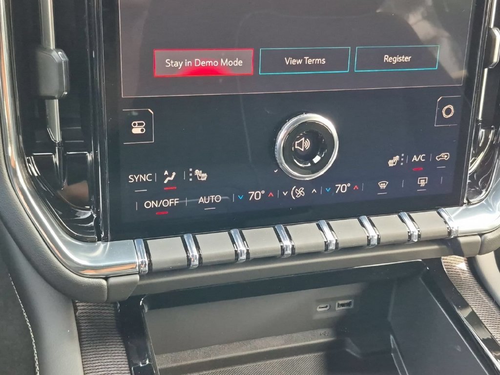 2027 GMC Yukon Elevation - Photo 11