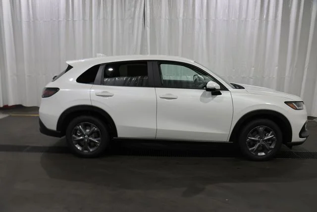 New 2027 Platinum White Pearl Honda LX AWD image 2