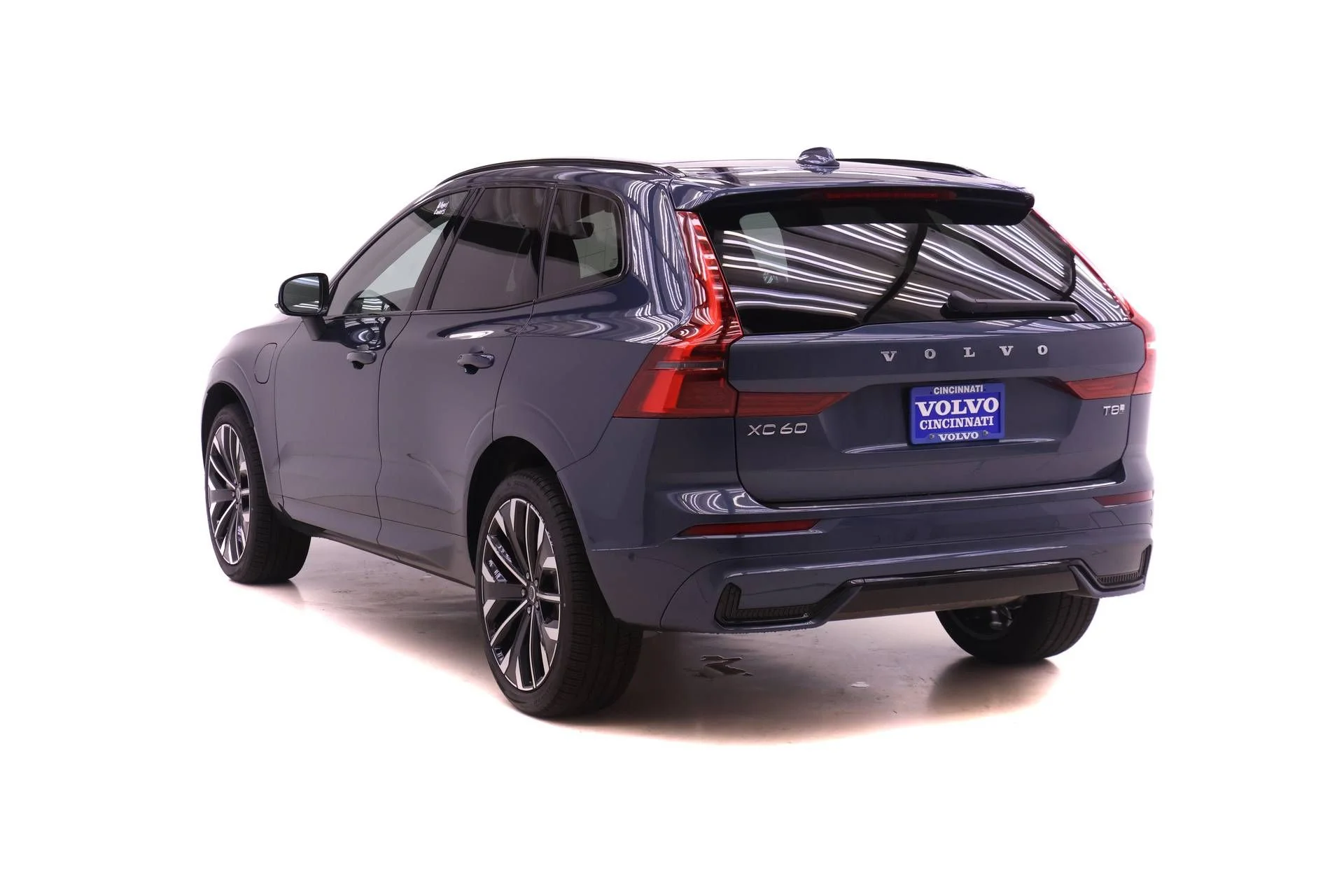 New 2026 Denim Blue Volvo Ultra image 5
