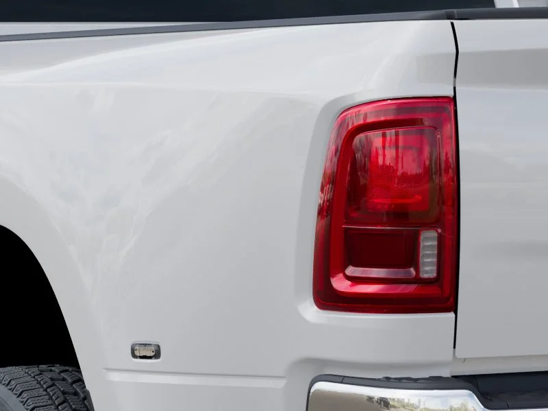 New 2026 Bright White Clear-Coat Exterior Paint RAM Tradesman image 27