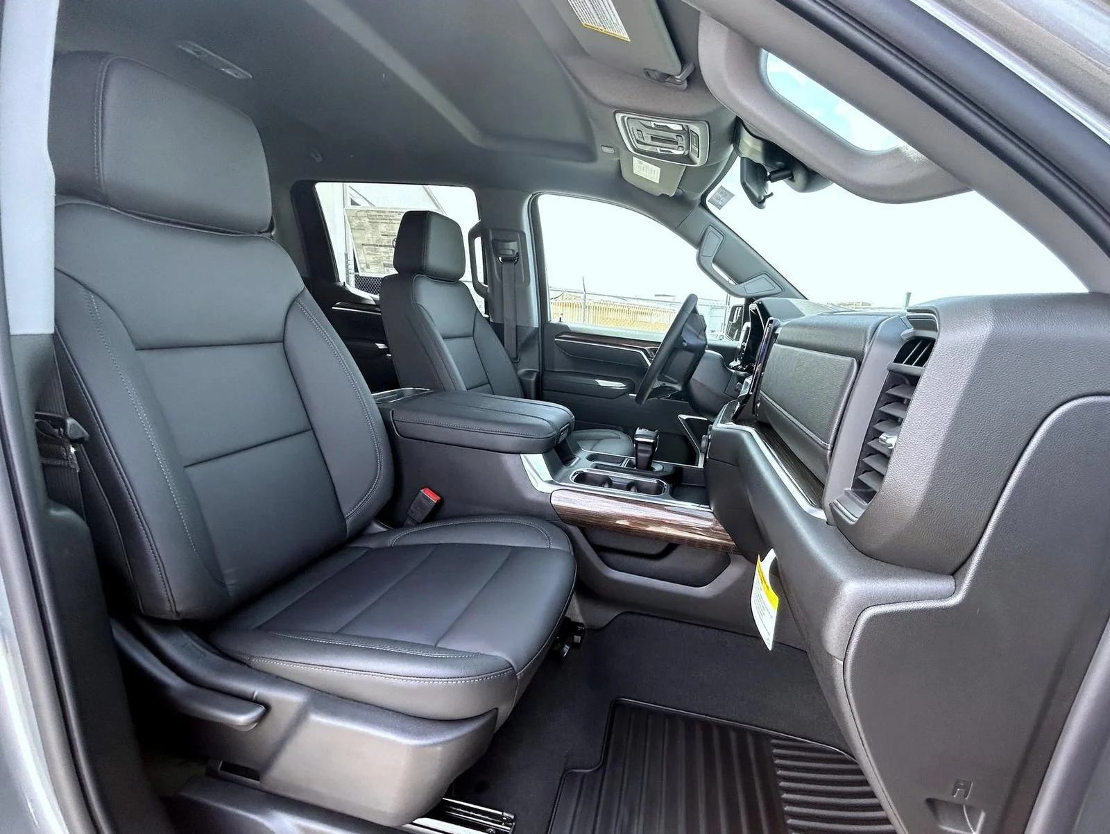 New 2026 Sterling Gray Metallic Chevrolet LT image 17
