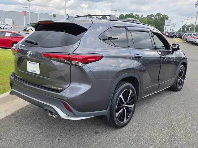 Used 2022 Gray Toyota XSE image 12