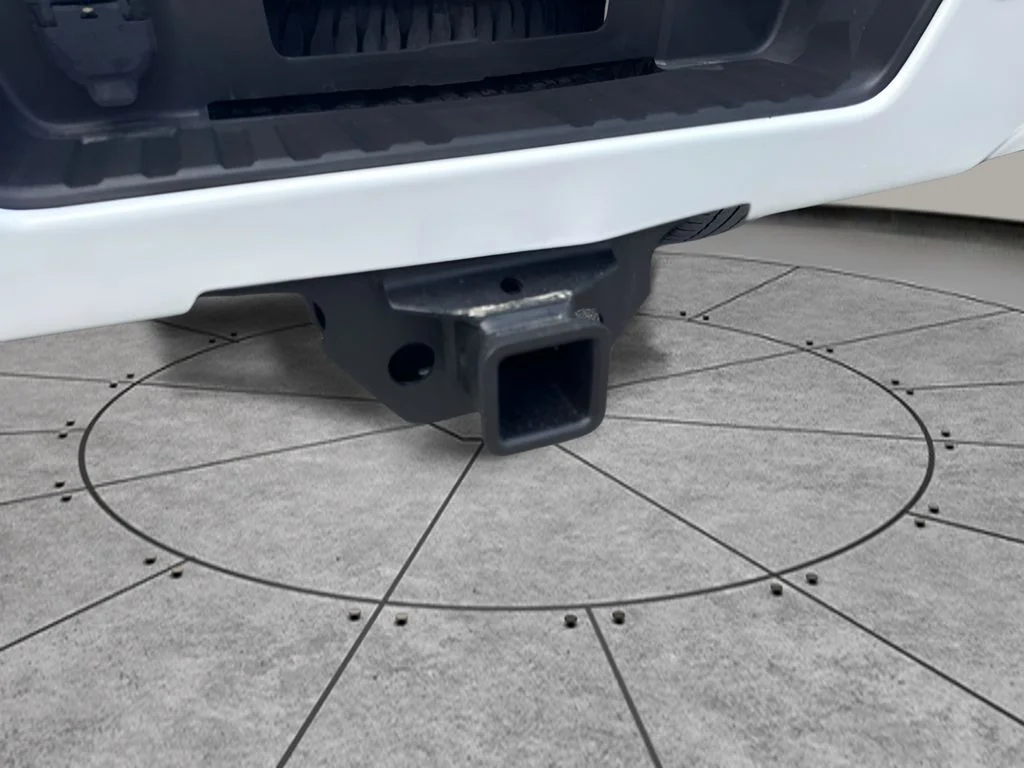 Used 2018 White Chevrolet LT image 19