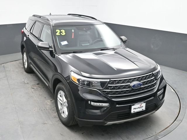 Used 2023 Black Ford XLT image 25