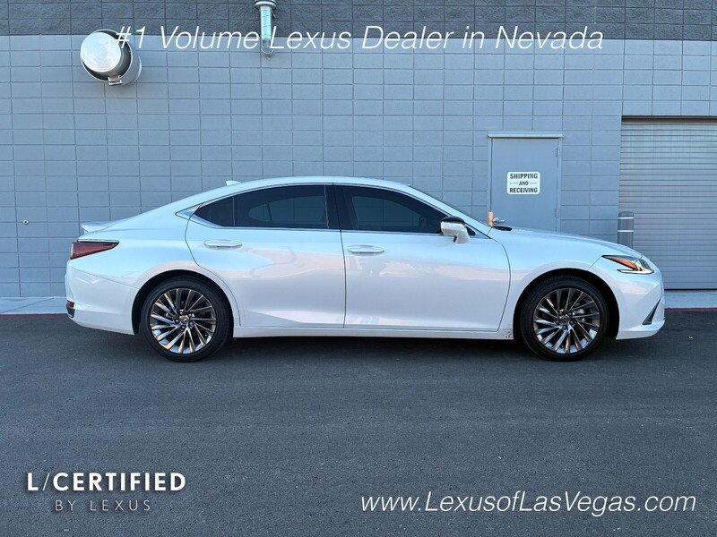 Certified Used 2025 White Pearl Lexus 300h Luxury image 2
