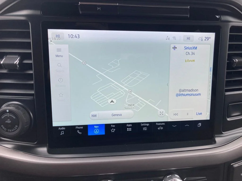 Used 2025 Gray Ford XLT image 40