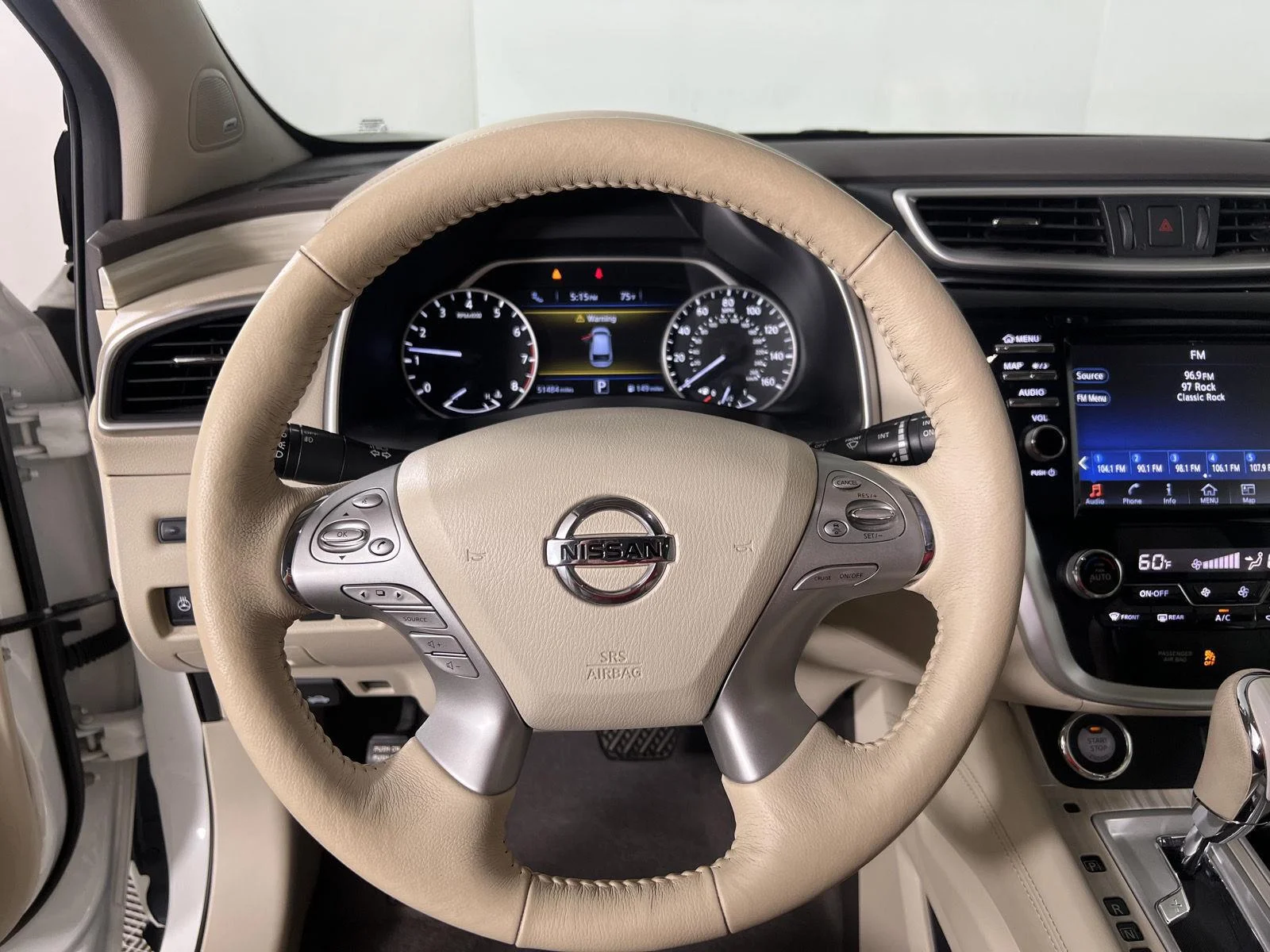 Used 2018 Pearl White Nissan SL image 19