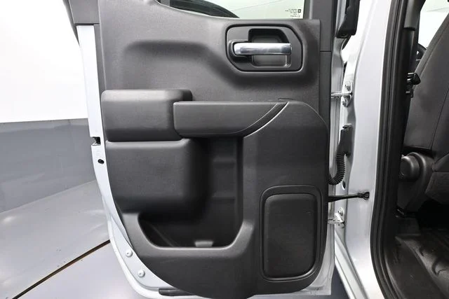 Used 2020 Silver Chevrolet WT image 31