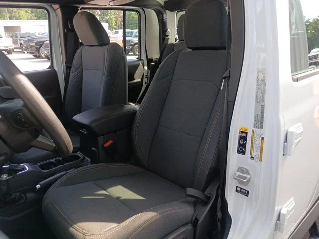 New 2026 Bright White Clear-Coat Exterior Paint Jeep Sport image 32