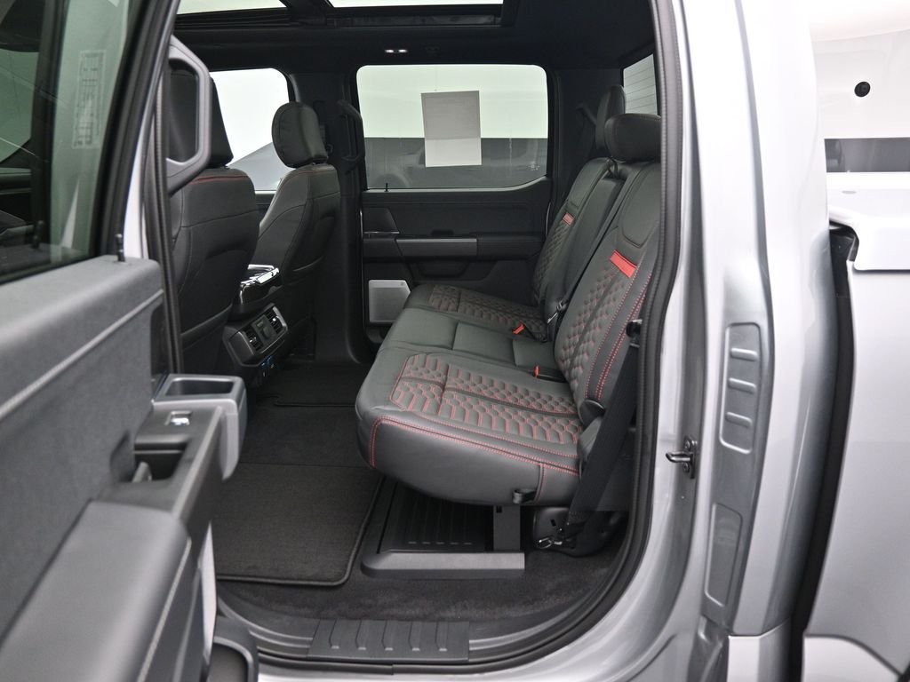 New 2025 Iconic Silver Metallic Ford Lariat image 21