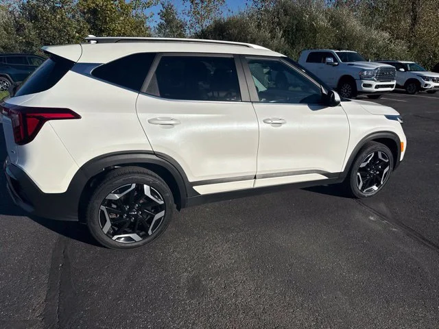 Certified Used 2024 Snow White Pearl Kia SX image 6