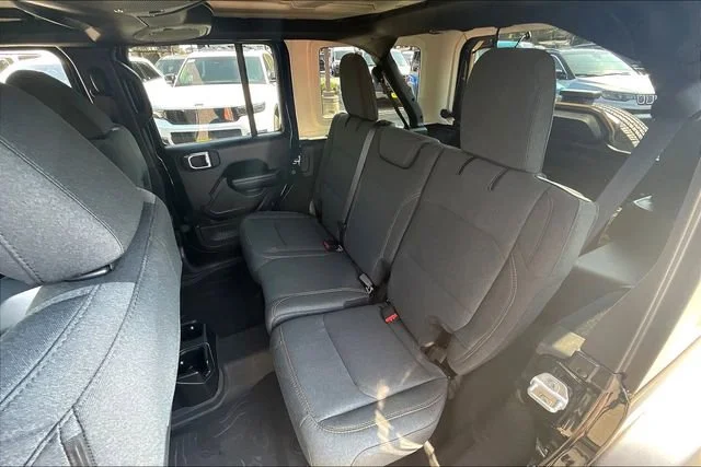 2025 Jeep Wrangler 4-Door Sport S - Photo 11