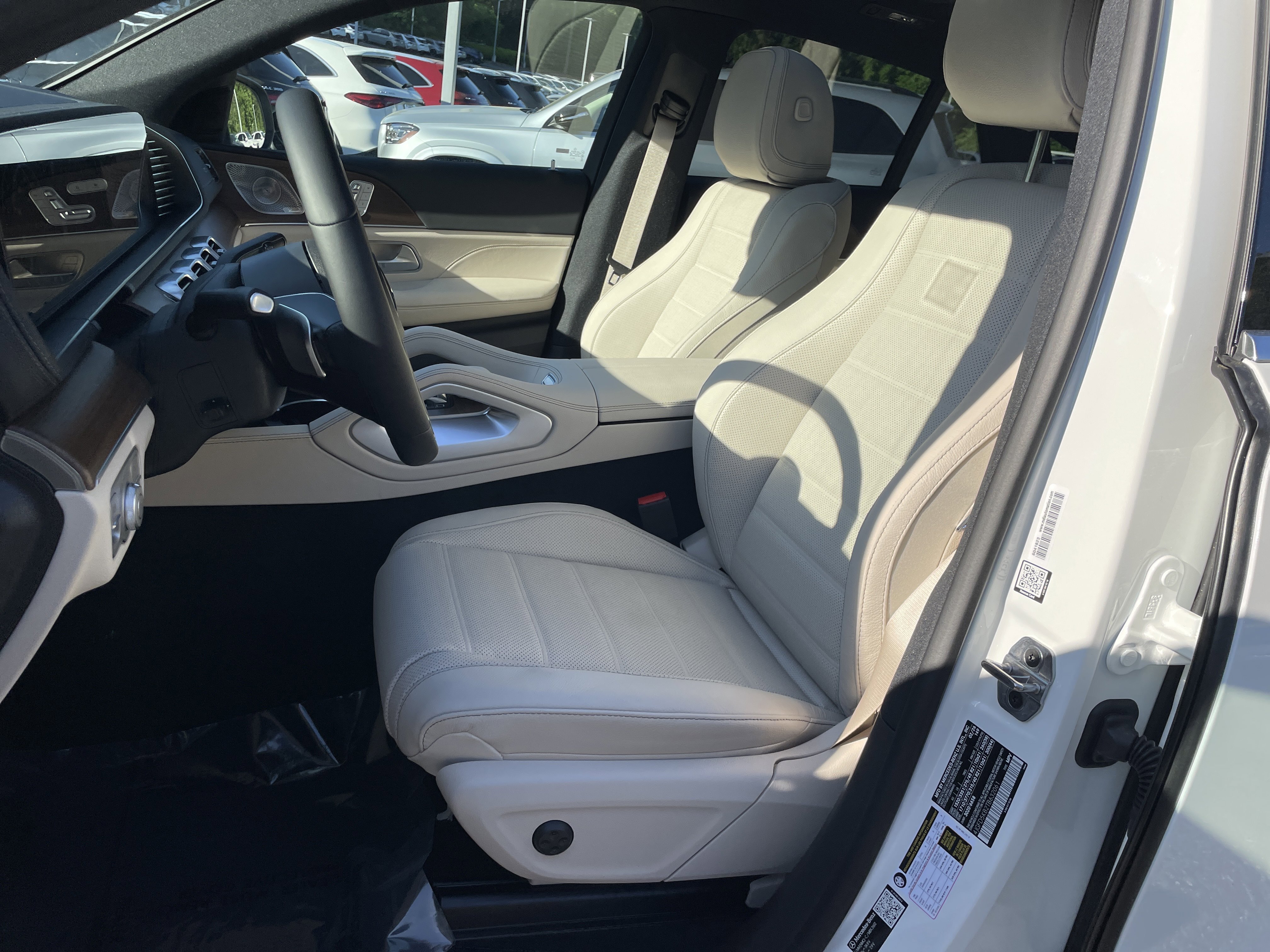 New 2026 Polar White Mercedes-Benz GLE 450 4MATIC® Coupe image 19