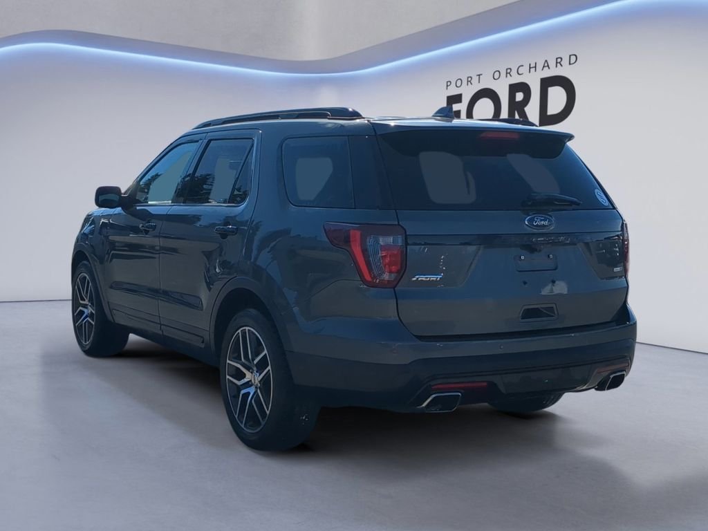 Used 2017 Magnetic Ford Sport image 5