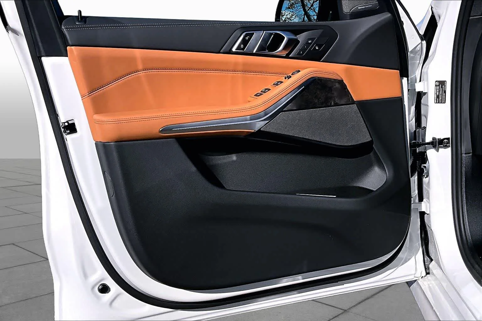 New 2026 Mineral White Metallic BMW M60i image 11