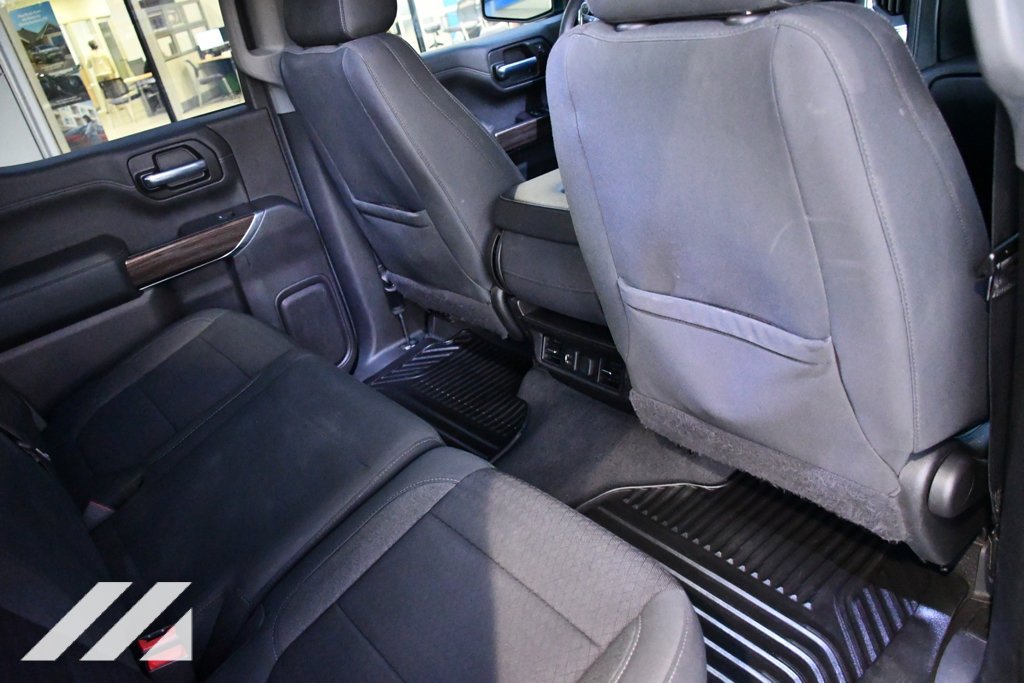 Used 2020 IRIDESCENT PEARL TRICOAT Chevrolet RST image 26