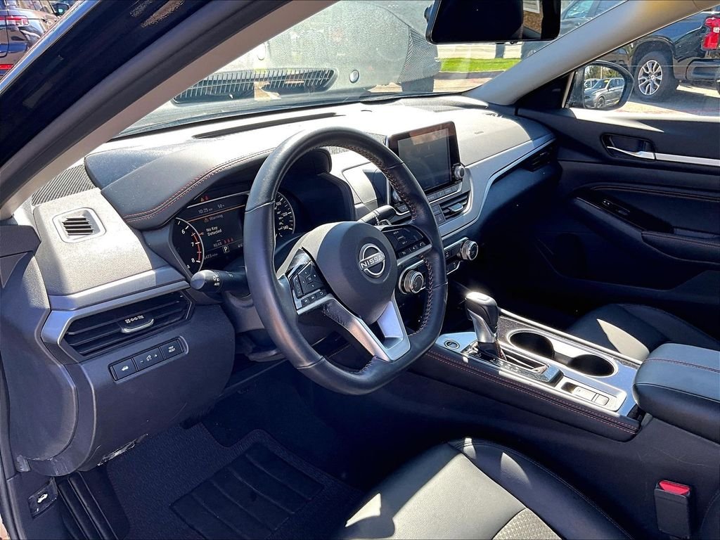 Used 2023 Black Nissan 2.5 SR image 8