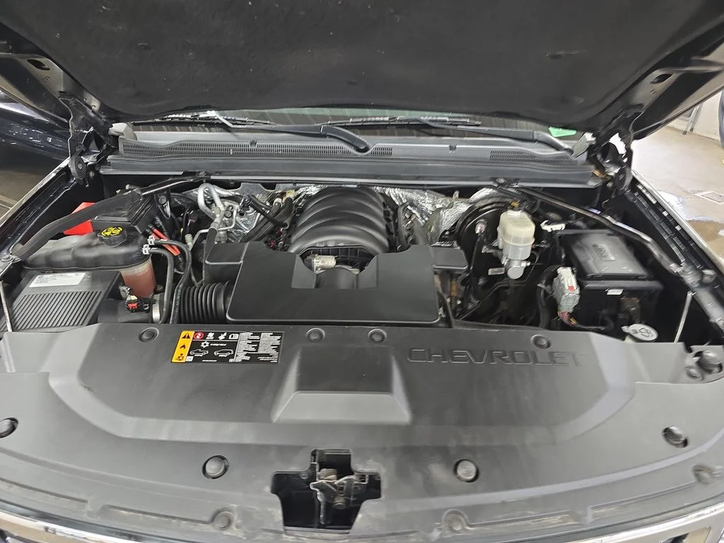 Used 2017 Black Chevrolet Premier image 33