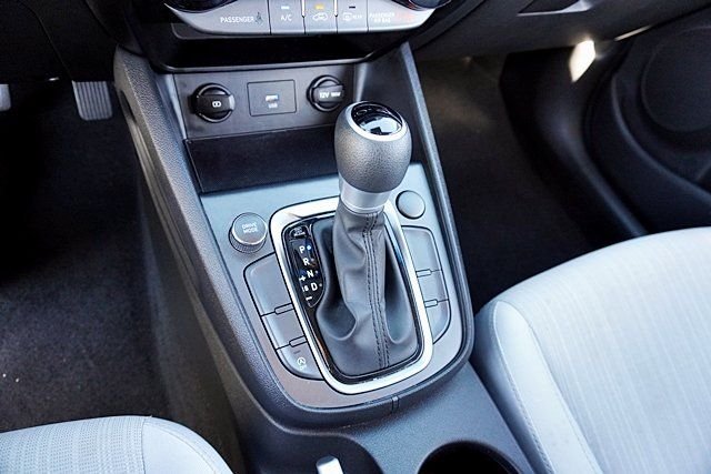 Used 2023 Silver Hyundai SEL image 29