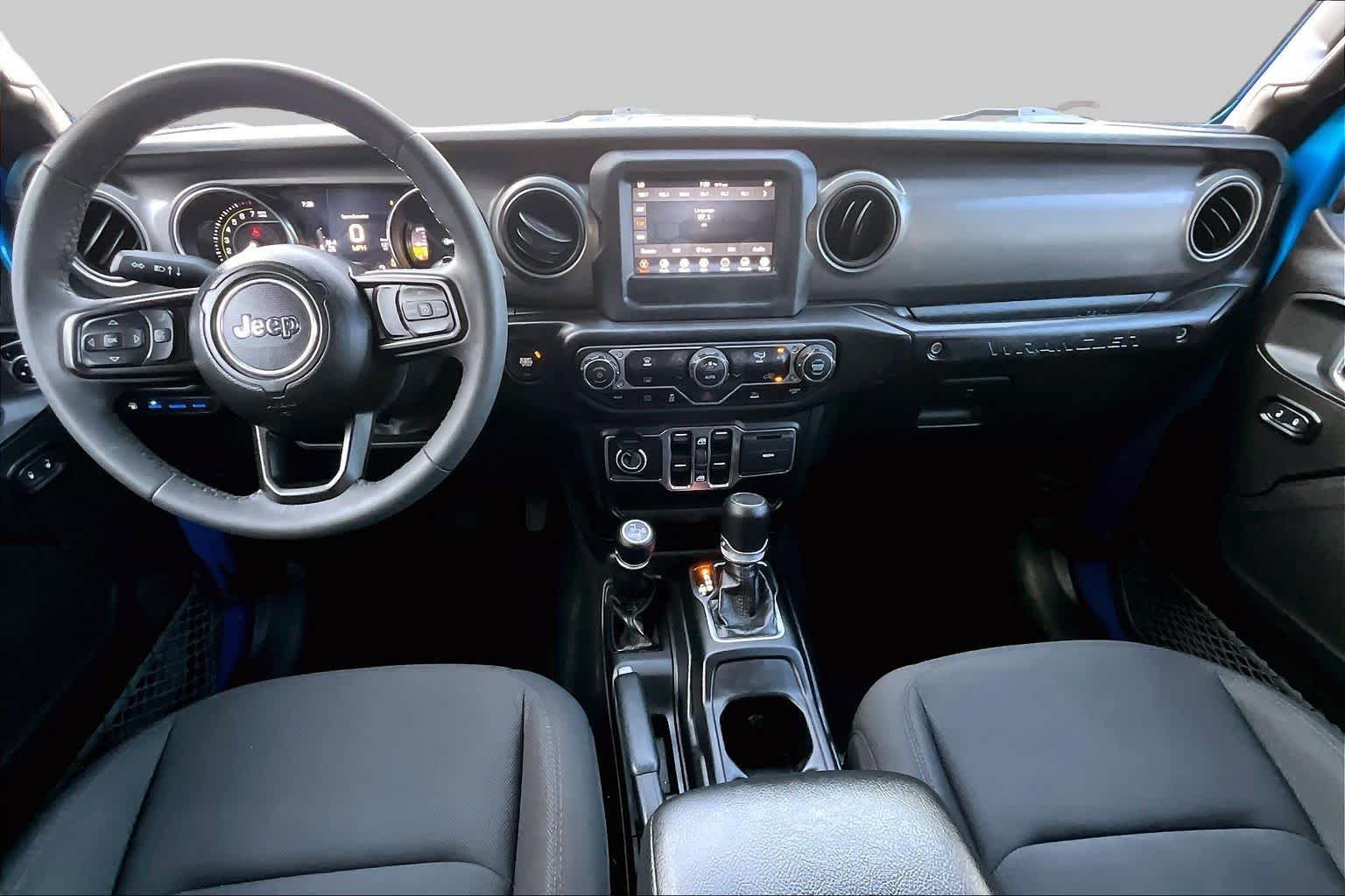 Used 2023 Hydro Blue Pearlcoat Jeep  image 15
