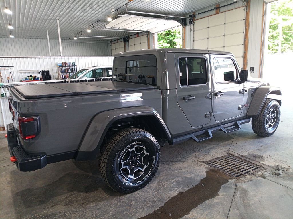 Used 2020 Gray Jeep Mojave image 5