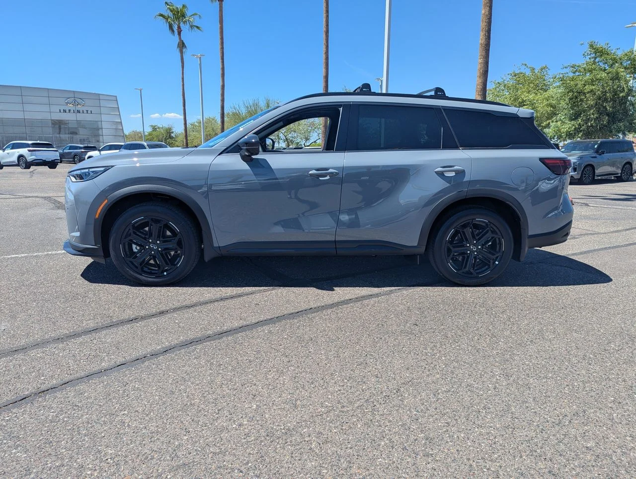New 2027 HARBOR GRAY INFINITI Sport AWD image 2