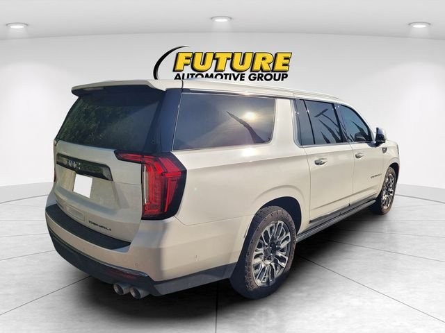 Used 2024 White GMC Denali Ultimate image 3