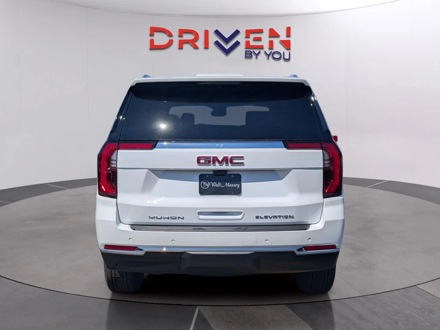 New 2026 Summit White GMC Elevation image 4