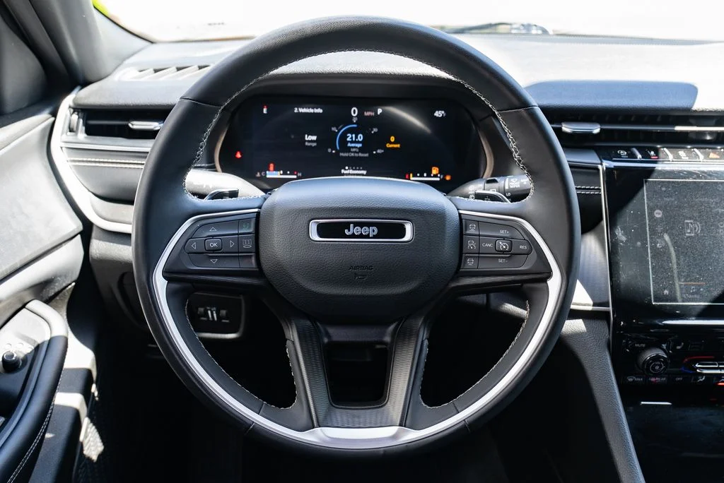Used 2024 Black Jeep Altitude X image 13