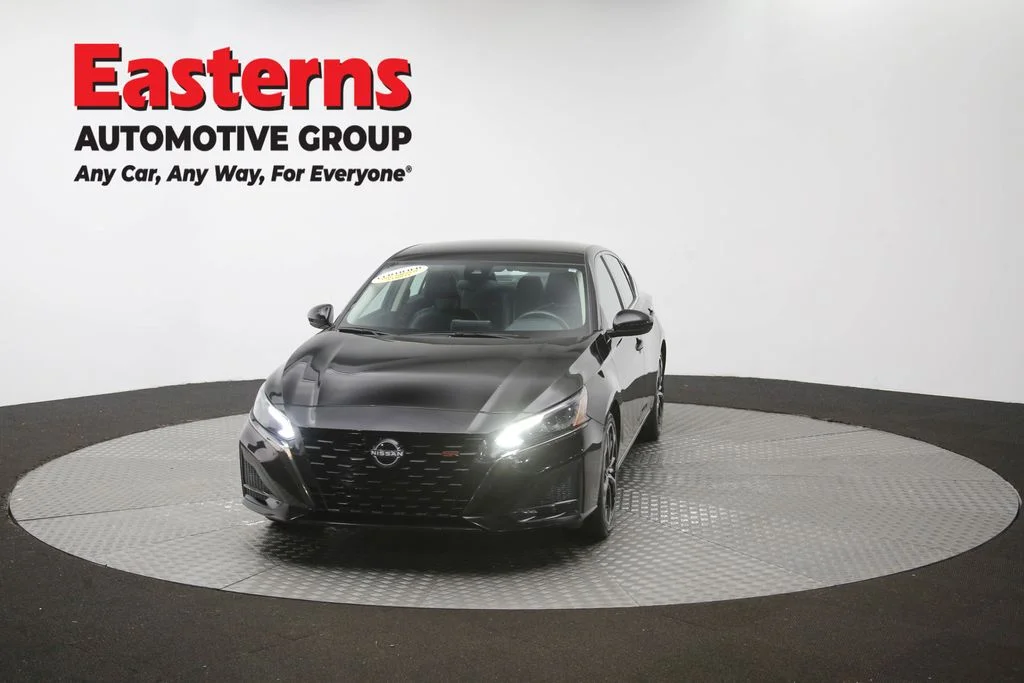 Used 2024 Black Nissan 2.5 SR image 53