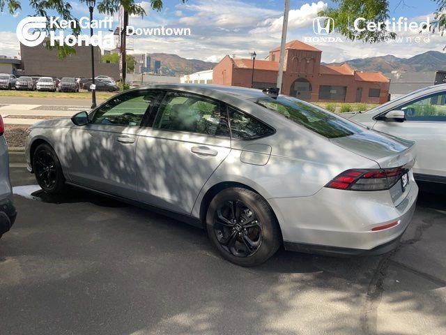 2025 Honda Accord 1.5T SE CVT's photo