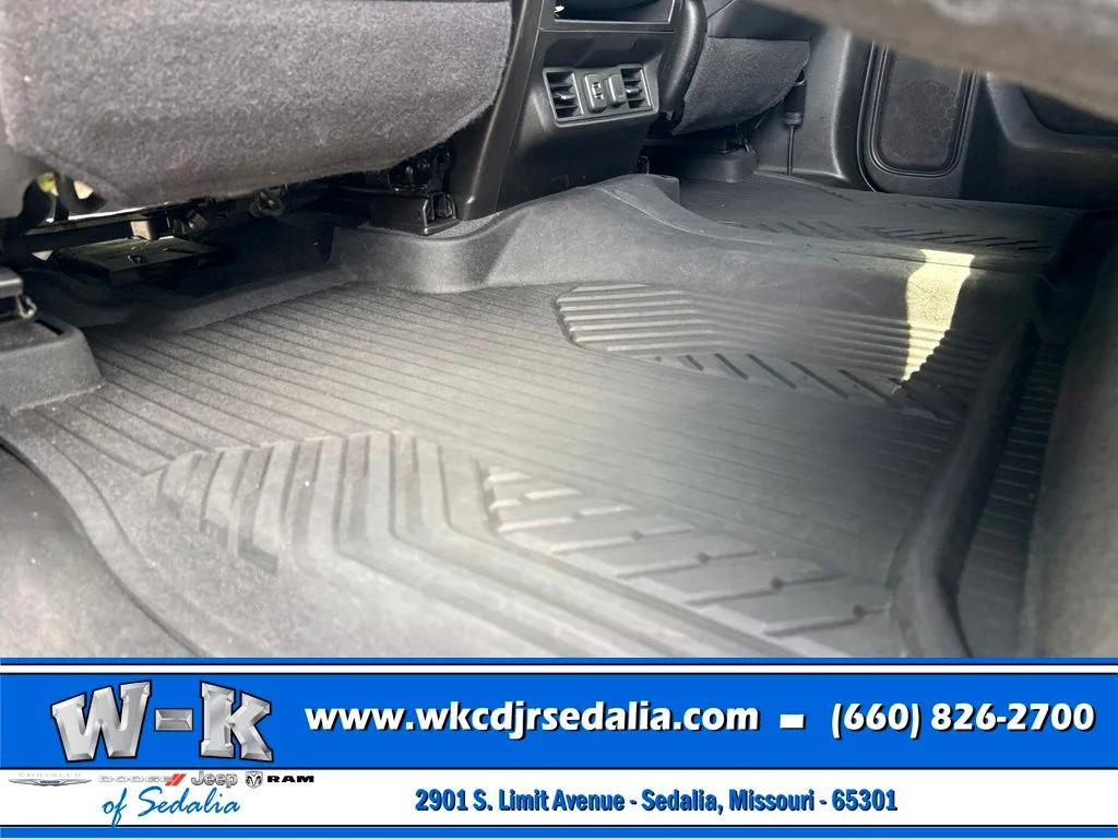 Used 2020 Brown Chevrolet LT image 24
