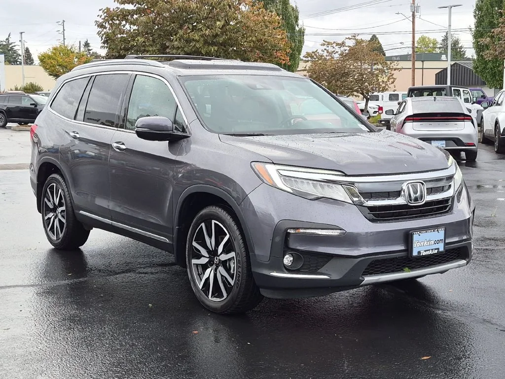 Used 2022 Modern Steel Metallic Honda Touring image 8