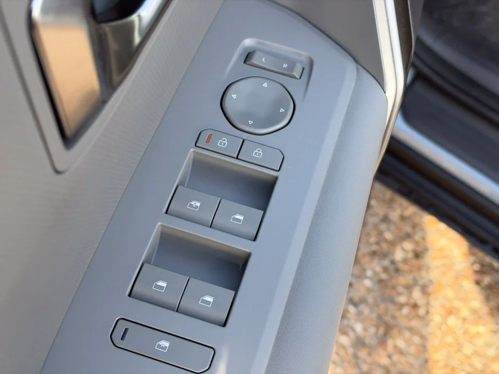 New 2027 Gray Kia S image 7