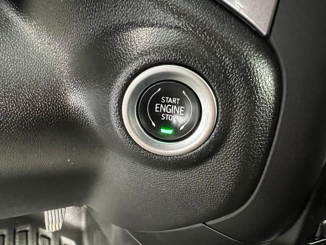 Used 2024 White GMC Pro image 20