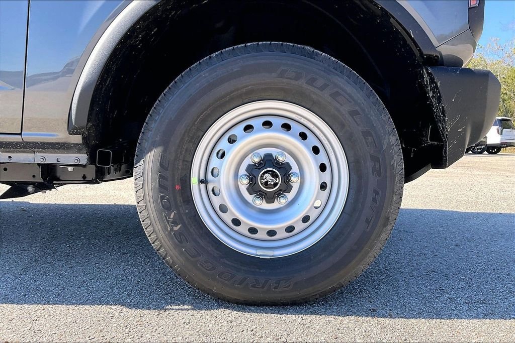 New 2025 Ford Bronco Base 4D Sport Utility