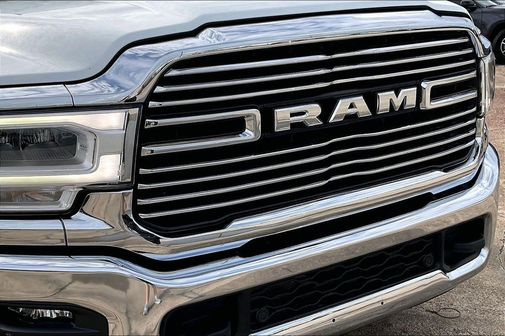 Used 2022 White Ram Laramie image 30