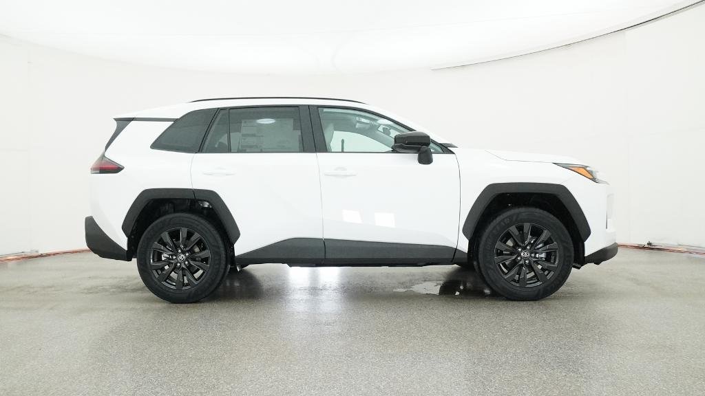 New 2026 Ice Cap Toyota XLE Premium image 18