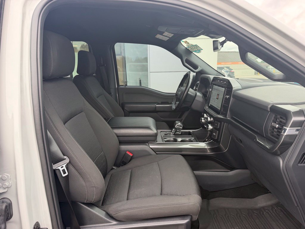 Used 2023 Avalanche Ford XLT image 22